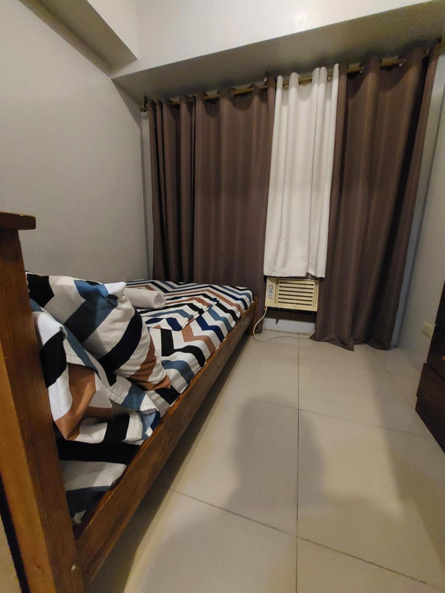מנילה Sea Residences Moa Jaylord Place מראה חיצוני תמונה